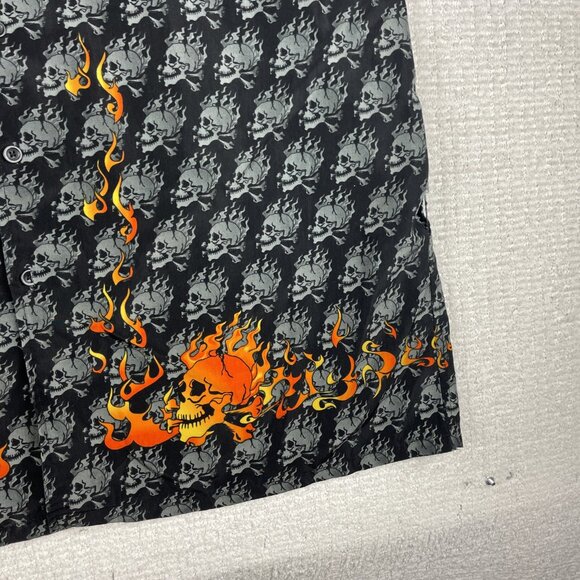 Vtg Request Shirt Mens 2XL Black Button Up Goth Skulls Flames Skate Y2K AOP - Picture 6 of 16